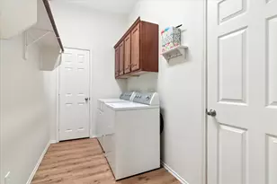 609 Lake Point Dr, Little Elm, TX 75068 - Photo 21