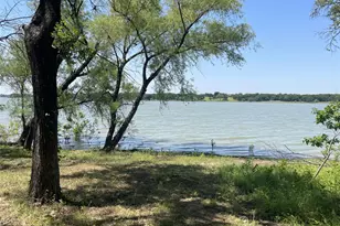 609 Lake Point Dr, Little Elm, TX 75068 - Photo 33