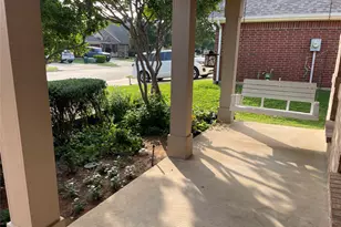 609 Lake Point Dr, Little Elm, TX 75068 - Photo 7