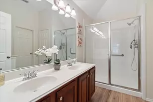 609 Lake Point Dr, Little Elm, TX 75068 - Photo 17