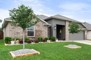 636 Mooney Dr, Saginaw, TX 76179 - Photo 7