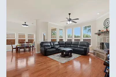 9675 Crown Ridge Drive, Frisco, TX 75035 - Photo 7