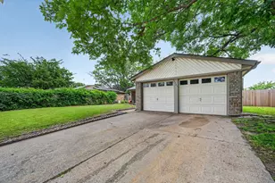6304 Cascade Cir, Watauga, TX 76148 - Photo 3