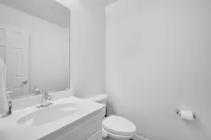 8204 Wildrock Dr, Arlington, TX 76001 - Photo 25