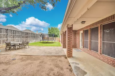 8204 Wildrock Drive, Arlington, TX 76001 - Photo 35