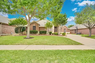 8204 Wildrock Dr, Arlington, TX 76001 - Photo 1