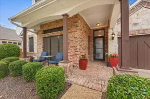 210 Victory Ln, Mansfield, TX 76063 - Photo 13