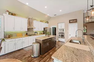 210 Victory Ln, Mansfield, TX 76063 - Photo 33