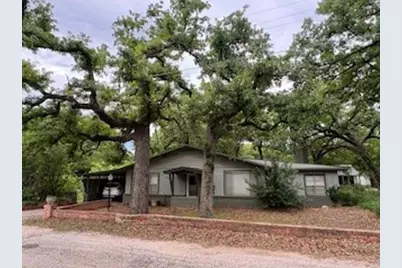 101 E 6th Street, Shady Shores, TX 76208 - Photo 1
