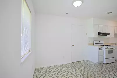 6539 Gentle River Drive, Dallas, TX 75241 - Photo 13