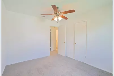 6539 Gentle River Drive, Dallas, TX 75241 - Photo 15