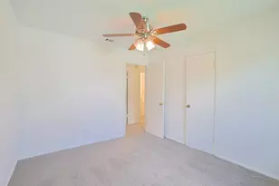 6539 Gentle River Dr, Dallas, TX 75241 - Photo 15