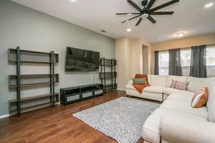 2615 Fox Creek Trail, Arlington, TX 76017 - Photo 3