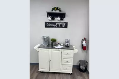 805 Avenue H, Arlington, TX 76011 - Photo 5
