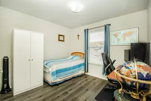 517 Longshore Dr, Little Elm, TX 75068 - Photo 13