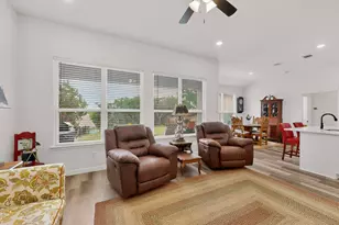 4605 Eagle Nest Ct, Granbury, TX 76048 - Photo 15