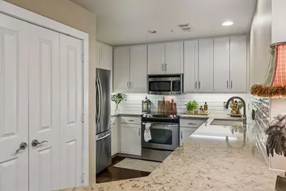 411 W 7th Street #405, Fort Worth, TX 76102 - Photo 9