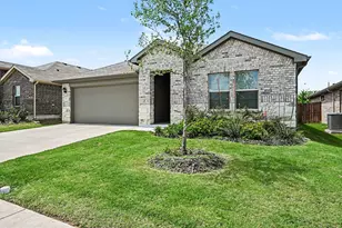 513 Bronze Cir W, Springtown, TX 76082 - Photo 3