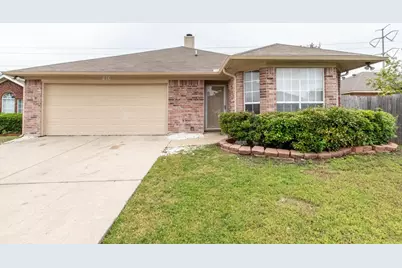 816 W Colony Drive, Arlington, TX 76001 - Photo 1