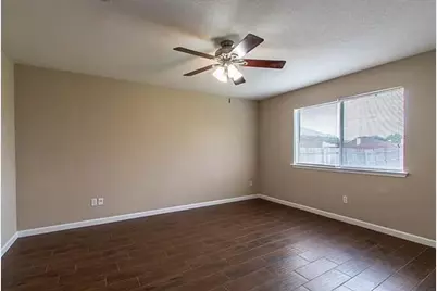 816 W Colony Drive, Arlington, TX 76001 - Photo 11