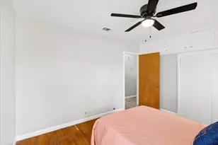 206 S Davis Dr, Arlington, TX 76013 - Photo 17