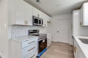 1101 Spring Brook Dr, Bedford, TX 76021 - Photo 7