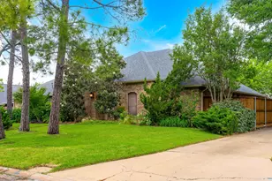 229 Merriman Dr, Highland Village, TX 75077 - Photo 3