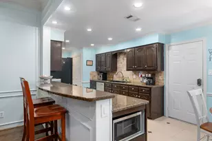 229 Merriman Dr, Highland Village, TX 75077 - Photo 9