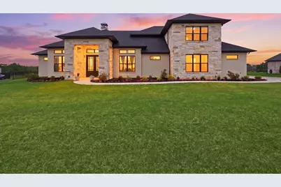 324 Charlie Joseph Drive, Van Alstyne, TX 75495 - Photo 1