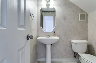 511 Poplar Ln, Irving, TX 75063 - Photo 25