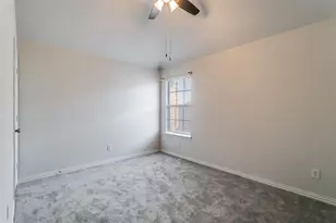 511 Poplar Ln, Irving, TX 75063 - Photo 27