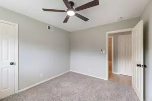 1140 Cavender Dr, Hurst, TX 76053 - Photo 15