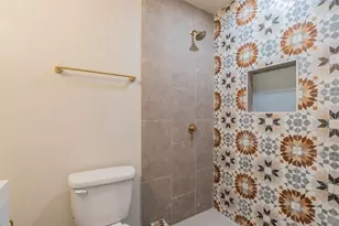 1821 E Grauwyler Rd, Irving, TX 75061 - Photo 11