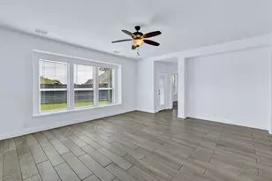 7521 Windy Meadow Dr, Little Elm, TX 76227 - Photo 15