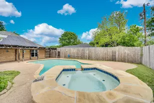 1311 Cindy Ct, Cleburne, TX 76033 - Photo 3