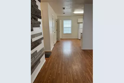 3204 Highview Court, Granbury, TX 76049 - Photo 3