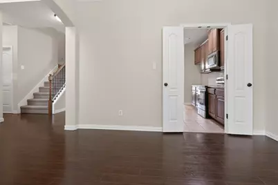 4407 Emerald Leaf Drive, Mansfield, TX 76063 - Photo 5
