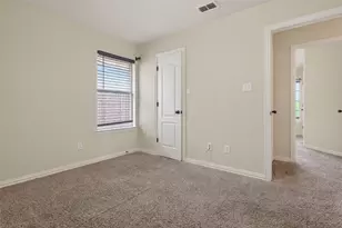 4407 Emerald Leaf Dr, Mansfield, TX 76063 - Photo 33