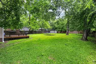 1301 Locust St, Commerce, TX 75428 - Photo 15
