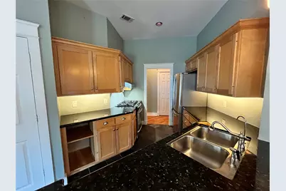 709 Roberts Street, Denton, TX 76209 - Photo 7