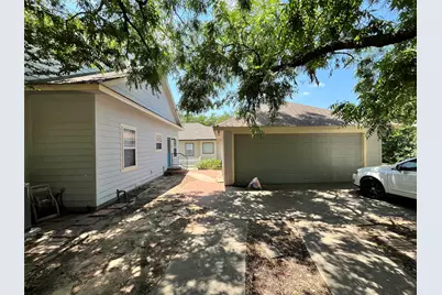 709 Roberts Street, Denton, TX 76209 - Photo 35