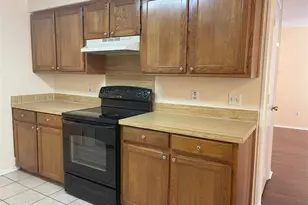 5719 Red Cactus Ct, Arlington, TX 76017 - Photo 5
