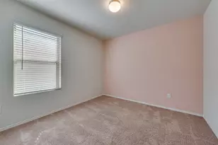 305 Falling Star Dr, Fort Worth, TX 76052 - Photo 17