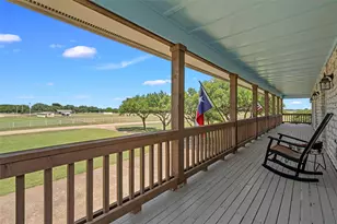 1010 Chapman Rd, Crawford, TX 76638 - Photo 29