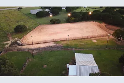 1010 Chapman Road, Crawford, TX 76638 - Photo 39