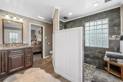 1010 Chapman Road, Crawford, TX 76638 - Photo 23