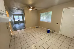 1412 Oakwood Dr, Denton, TX 76205 - Photo 3