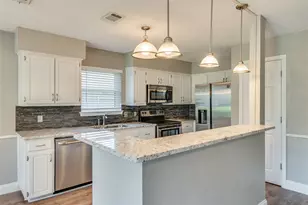 3104 Steve Dr, Hurst, TX 76054 - Photo 9