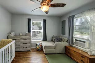 207 S Wickham St, Alvord, TX 76225 - Photo 9