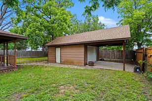 801 N 37th St, Corsicana, TX 75110 - Photo 33